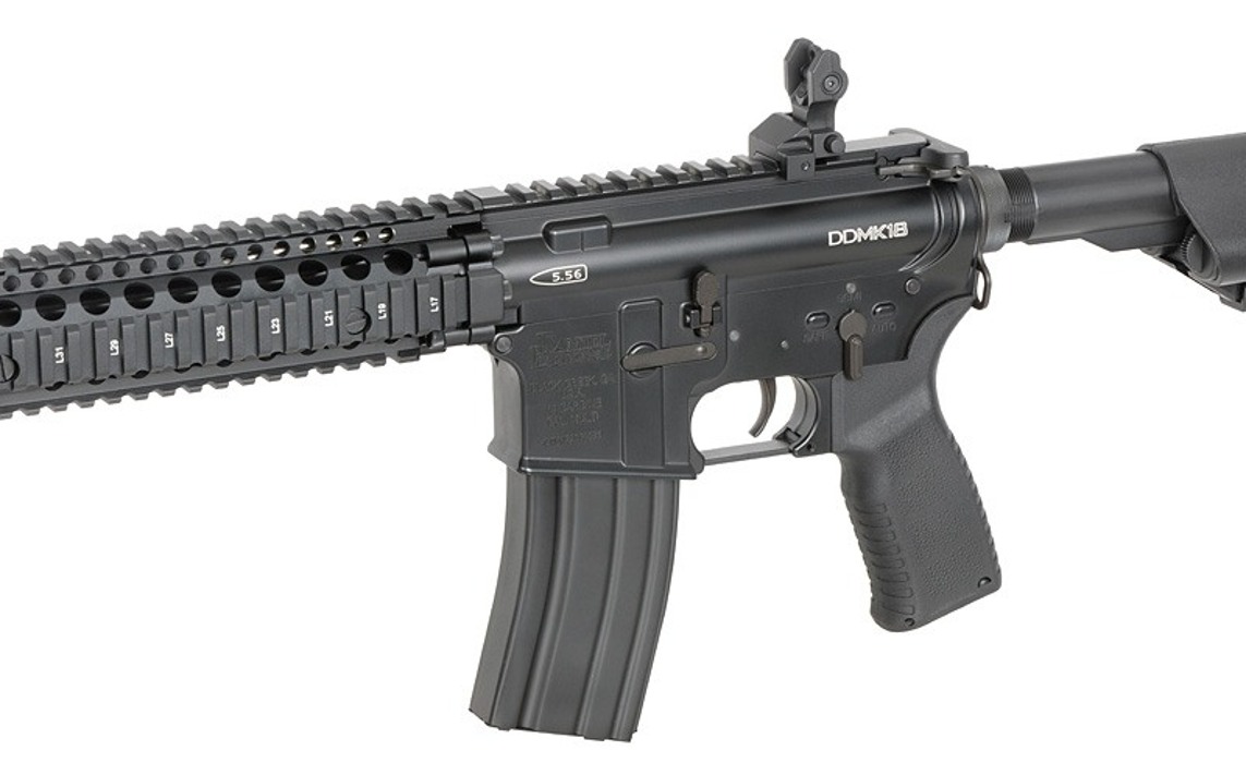 Штурмова гвинтівка Daniel Defense MK18 Black CM.105 [EMG] фото 9