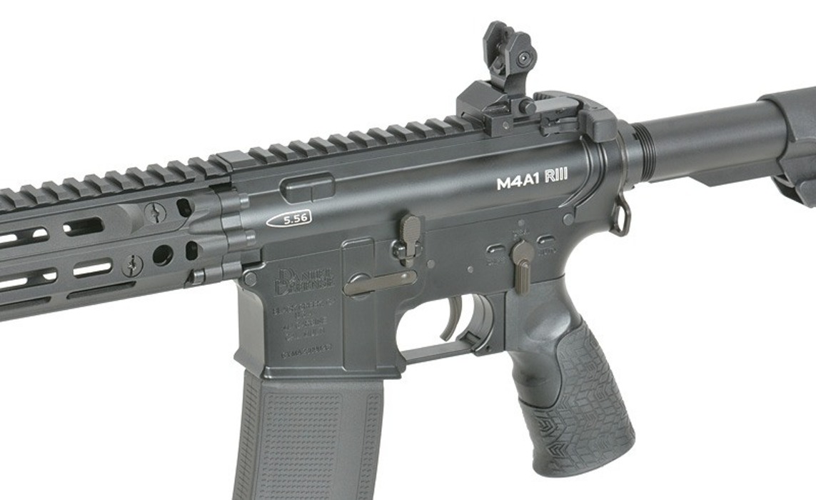 Штурмовая винтовка Daniel Defense M4A1 RIII 14.5" Replica - Black [EMG] фото 6