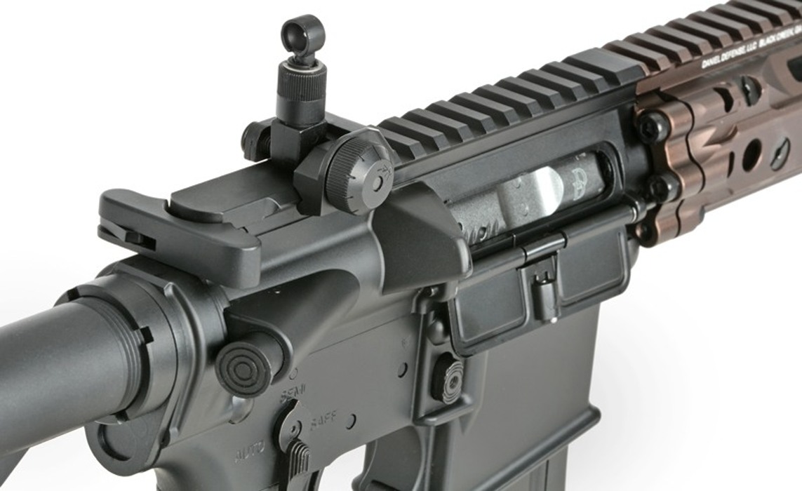 Штурмовая винтовка газовая Daniel Defense DD4 MK18 RIII S 11,5" Gas Blow-Back [EMG] фото 10