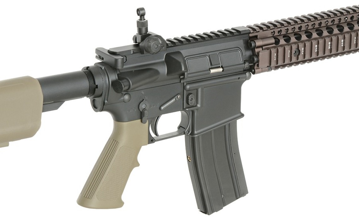 Штурмовая винтовка газовая Daniel Defense MK18 Gas Blow-Back - Tan [EMG] фото 11
