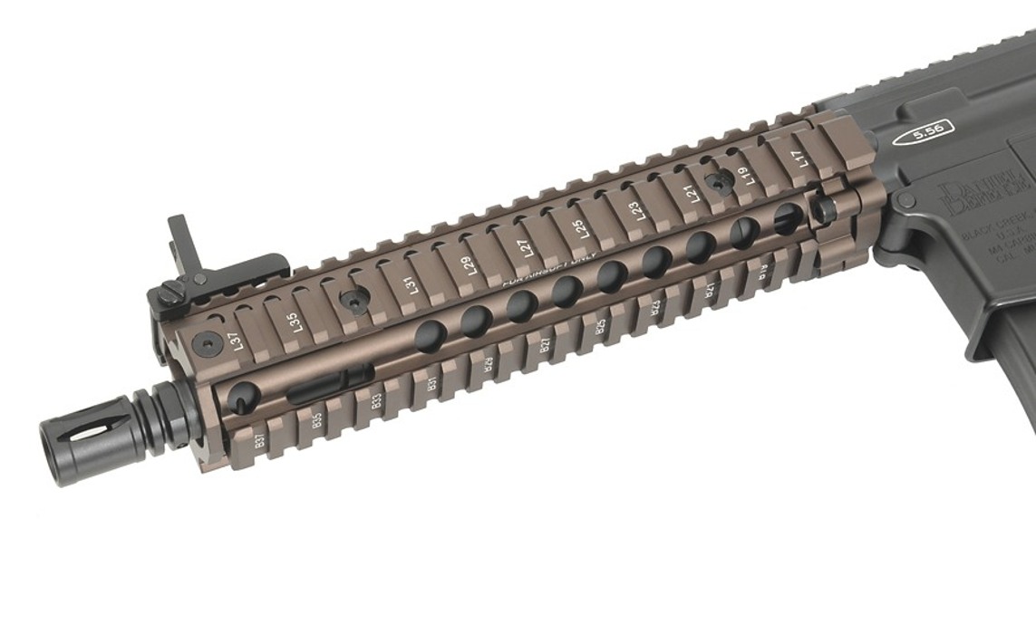 Штурмовая винтовка газовая Daniel Defense MK18 Gas Blow-Back - Tan [EMG] фото 7