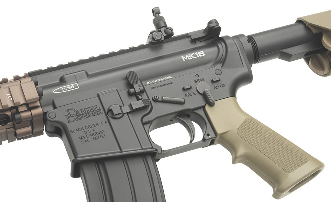 Штурмовая винтовка газовая Daniel Defense MK18 Gas Blow-Back - Tan [EMG] фото 17