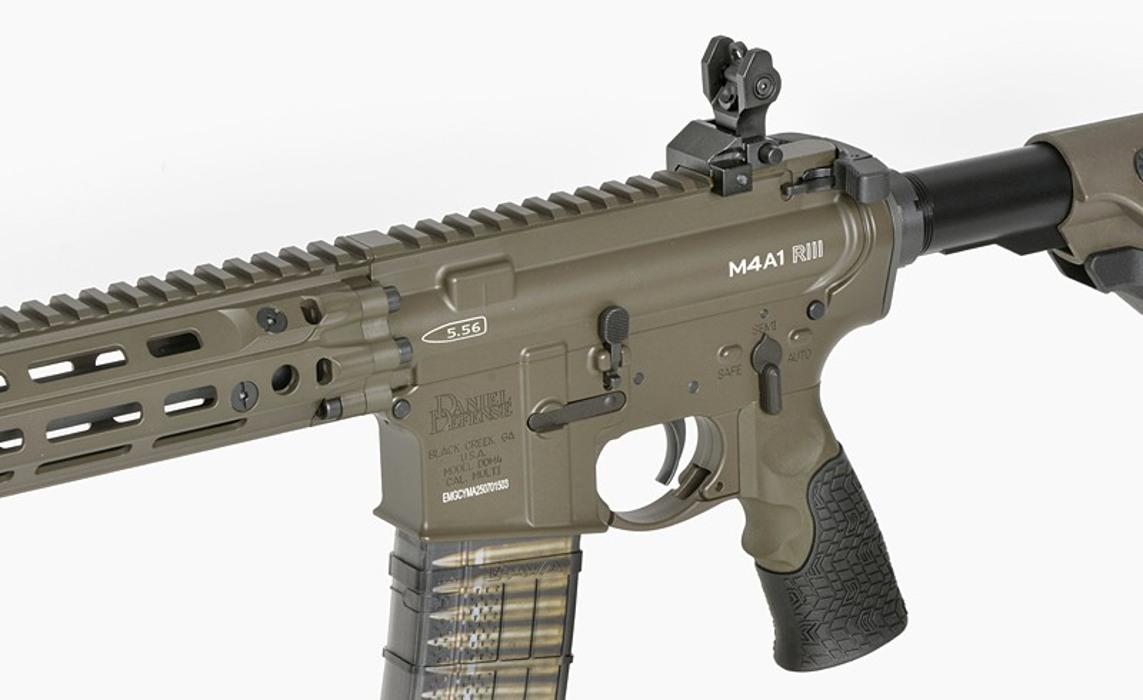 Штурмовая винтовка Daniel Defense DDM4 MK18 RIII 12.5 Lightning Serie - Brown [EMG] фото 7