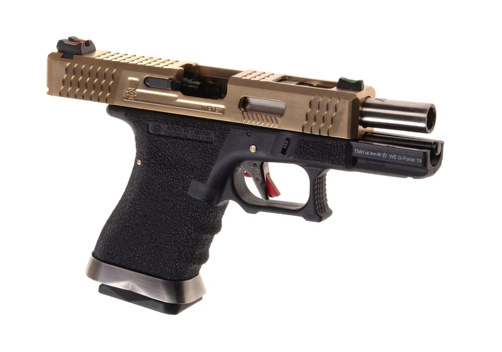 Пістолет Glock 19 Force Metal Black-bronze Green Gas WE фото 8