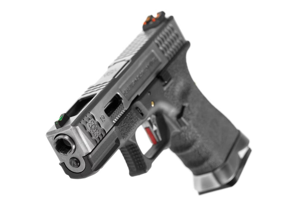 Пистолет Glock 19 Force pistol WE Metal Silver Green Gas фото 10