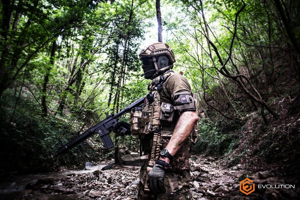 Штурмовая винтовка M4 RECON UX3 13.5” CARBONTECH Tan [Evolution] фото 15