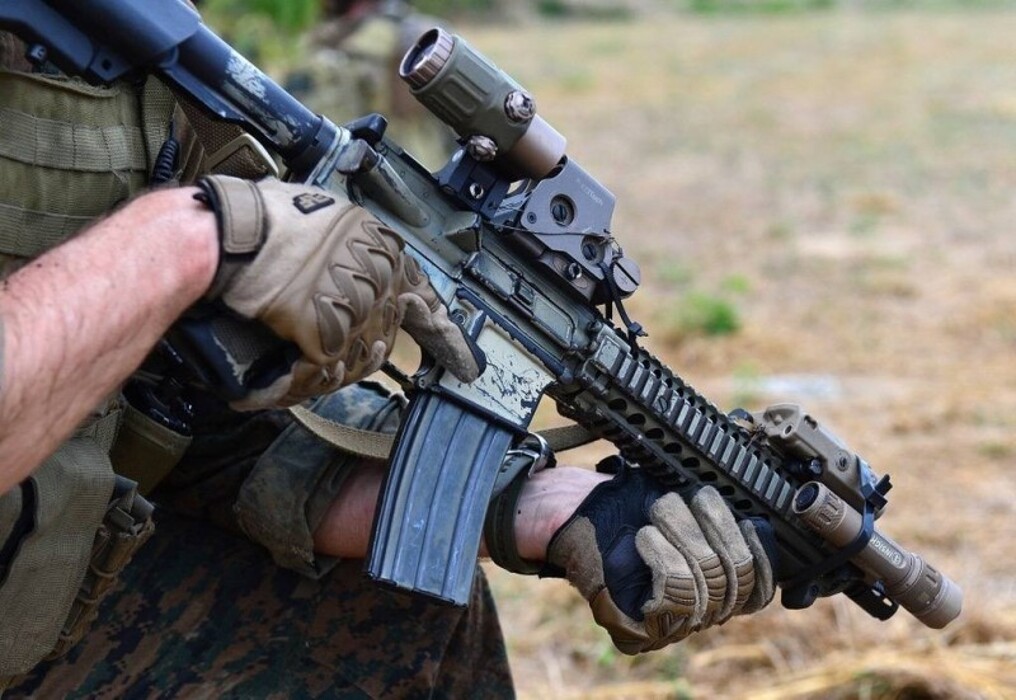 Штурмовая винтовка M4 GC18 MOD1 TAN G&G фото 12