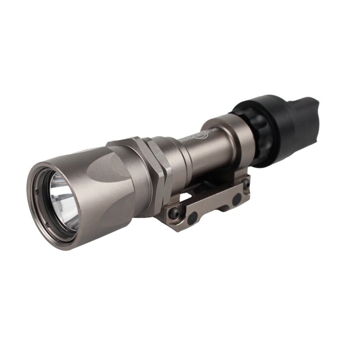 Тактичний світлодіодний ліхтар Surefire M951 500 люмен XM08 TAN фото 1