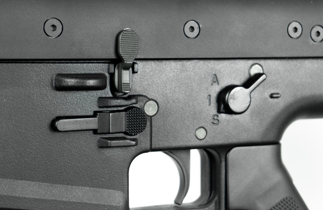 Штурмова гвинтівка SCAR-H AR-060-E Black ARES фото 4