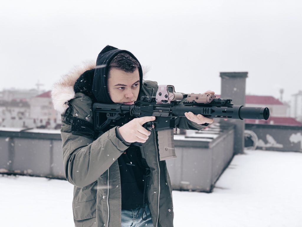 Страйкболіст на даху