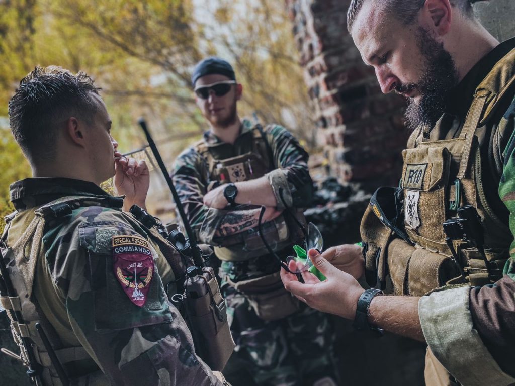 Команда на мертвяку